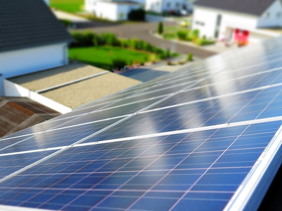Solární panely nešetří jen energii. Mají spoustu dalších výhod